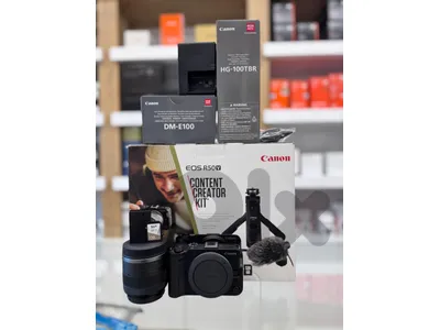 Canon R50 V