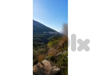 land fot sale in batroun ارض للبيع في منطقه البترون
