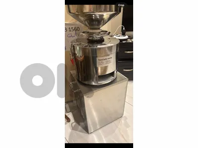 peanut butter and sesame seeds grinder