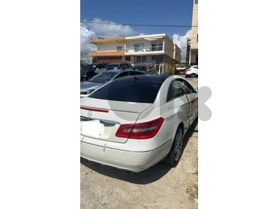 Mercedes-Benz E-Class 2012 e350