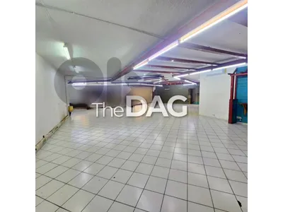 Prime Location 700 SQM Showroom for Rent in Mtayleb محل عرض للإيجار