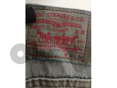 Levi's jeans size 38