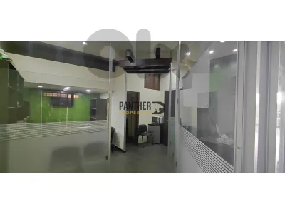 Modern Office for sale in Hazmieh Ref#MC112مكتب للبيع الحازمية