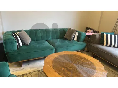 Modern Living Room Salon  + centre table – Like New