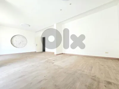 RAO26-5119 Office 250m² for Rent – Sodeco