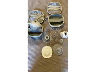 Momcozy M5 wearable