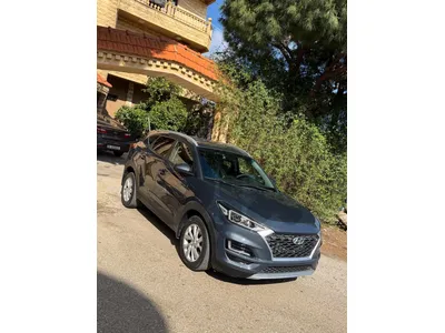 Hyundai Tucson 2020 Tucson 2020 Limited  Rear view camera Blind spot  Radar Heated seats  Start stop button