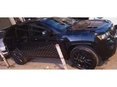 Jeep Grand Cherokee 2019 altitude  خارق موتور فيتاس رادار