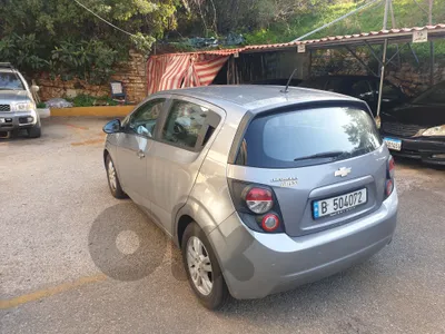 Chevrolet Sonic 2012 hatchback