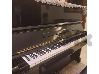 Yamaha piano