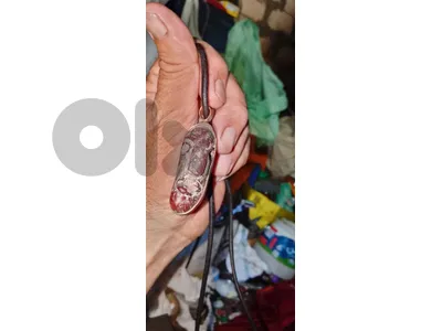 نشتري تحف وعملات قديمة