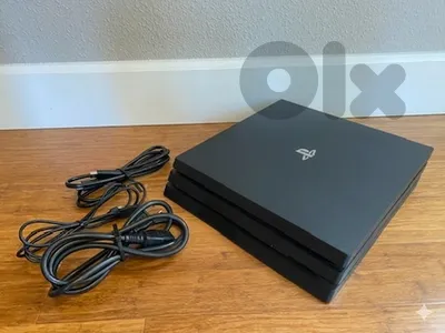 PS4 Pro Itb + Read Dead Redemption 2 CD