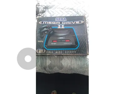 Sega Mega Drive 2 in box