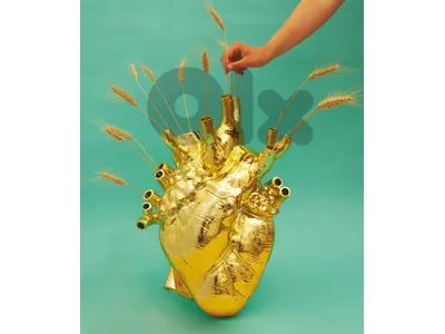 Love in Bloom Giant Gold Heart