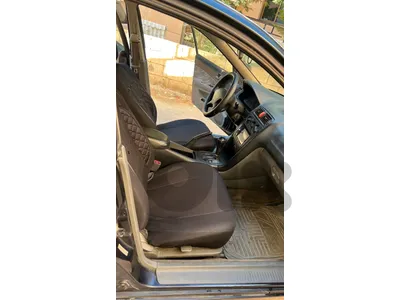 Mitsubishi Galant 2001