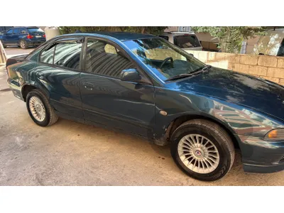 Mitsubishi Galant 2001