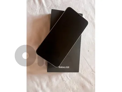 Samsung Galaxy S25 – 256GB – Like New
