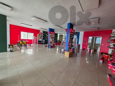 Prime location shop in Mazraat Yachouh, Maten.