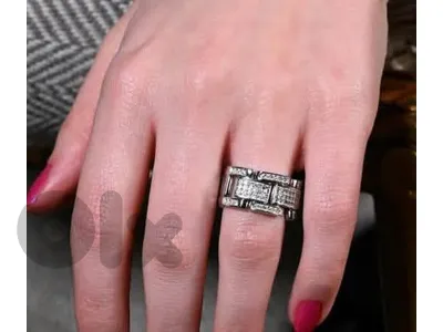 Link-Style Band Ring - Sterling Silver
925.