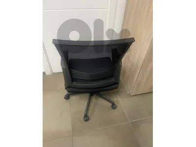 20 Office Chairs, as new