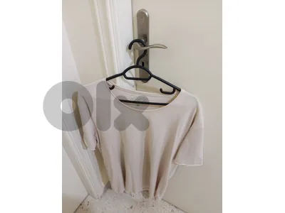 كنزة رجالي للبيع ماركة XSIDE شبه جديد قياس XL السعر 5$
