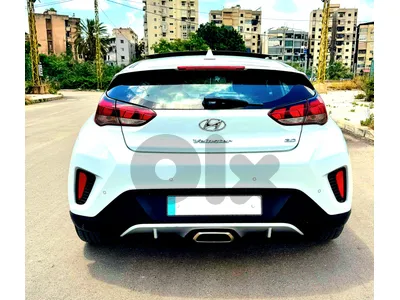 2019 Hyundai Veloster  2.0 مصدر وصيانة الشركة لبنان