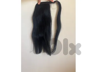 woman hair extension
