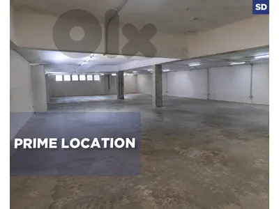 Prime location, vibrant area , beirut, hamra/الحمرا  REF#SD136683