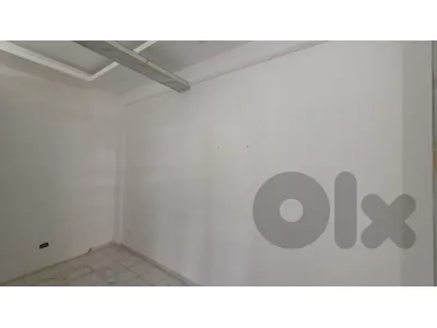RWB654EA - Shop for rent in Safra