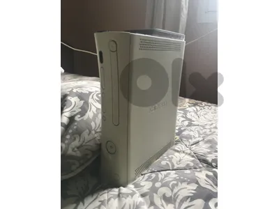 Xbox 360 Arcade with HDD and HDMI port