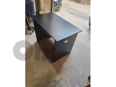 مكتب جديد