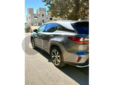 Lexus RX350 2018 Full Options  لكزس RX350 موديل 2018 — فل أوبشن بحالة ممتازة  أ
