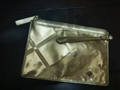 burberry authentic clutch