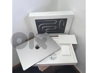 NEW UNOPENED - Macbook Pro M5 Max 40 Core 48GB 2TB US Version NEW UNOPENED - Macbook Pro M5 Max 40 Core 48GB 2TB US Version