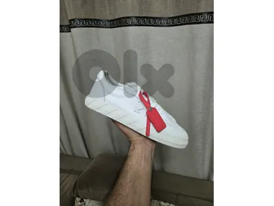 Off-White
Low Vulcanized Leather