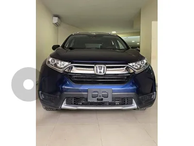 Honda CR-V 2017 4wl, 90k miles, super clean, full options, 81/882165