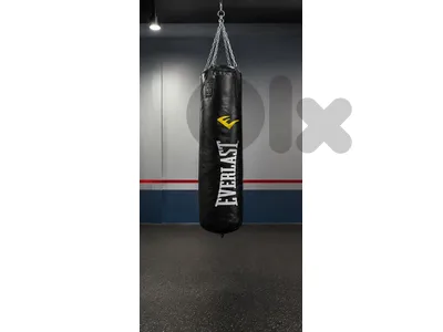 Boxing bag new heavy duty 120cm very good quality