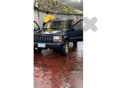Jeep Cherokee 1994 model 94 5.2 ktrrr ndiffff  dwelib 31 jded bel nayloun 3700$