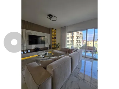 Luxurious Apartment For Sale In Downtown