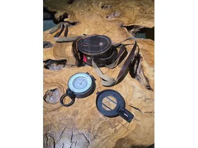 vintage Enbeeco pocket compass