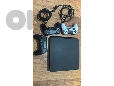 ps4 and cds