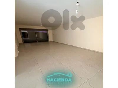 Apartment With Terrace For Rent In Halat