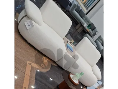 كنبايتين جداد بيض من مدينت المفروشات