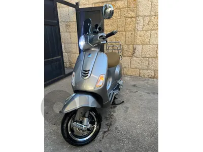 Vespa VXL
