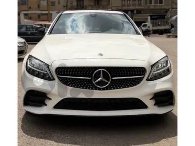 Mercedes-Benz C-Class 2019 c300