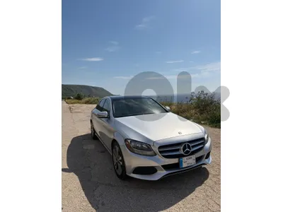 Mercedes-Benz C-Class 2018 c300