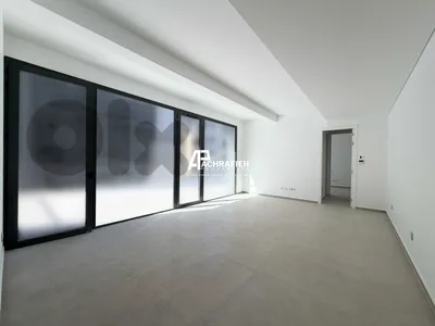 Apartment for Sale in Mar Mkhayel - شقة للبيع في  مار ميخائيل