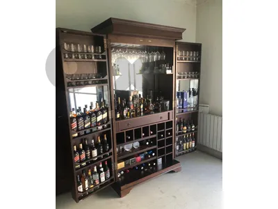 Alcohol bar