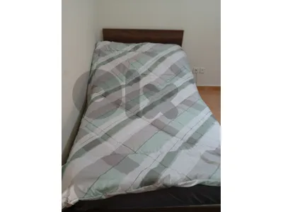 full bedroom