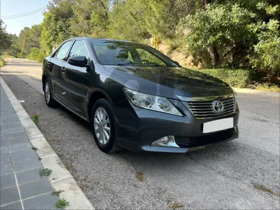 Toyota Camry (company source)(one owner)